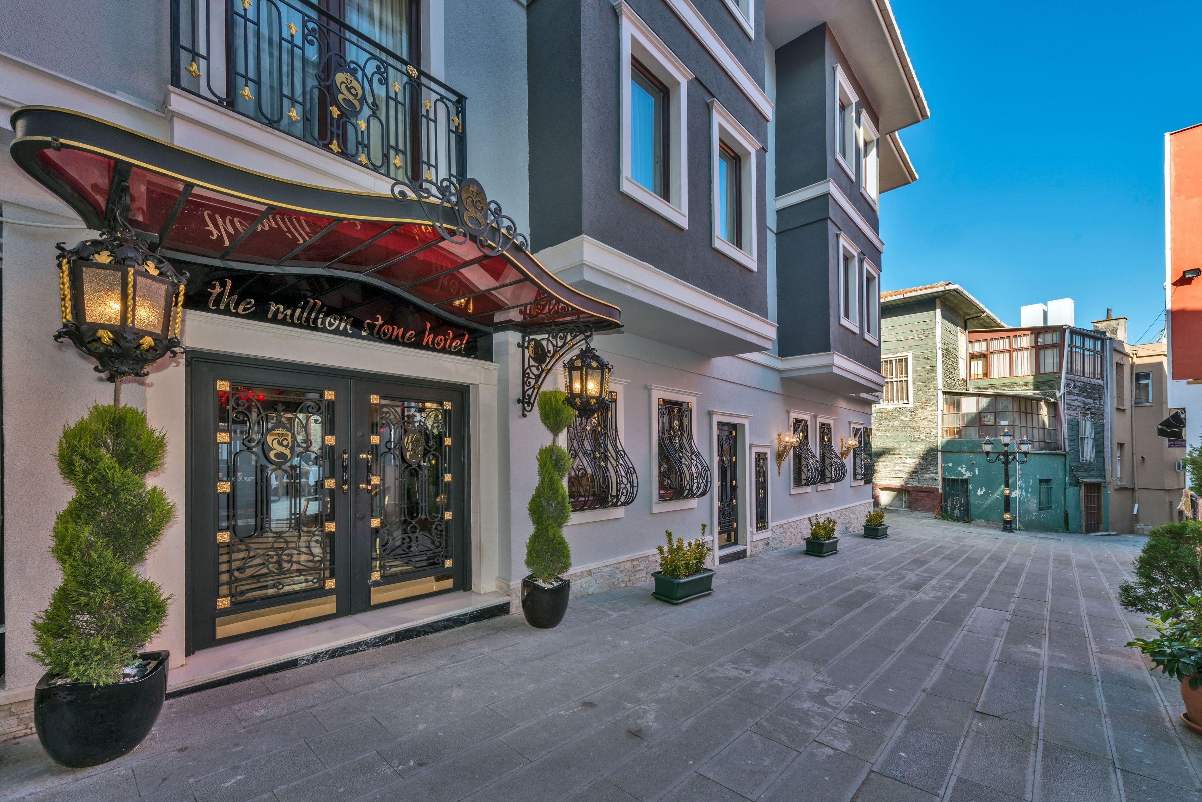 The Million Stone Hotel - Special Category — Fotoğraflar 2